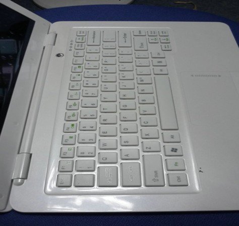 熱い販売の中国のラップトップXP Windows7 1G/2Gの記憶160/320G IntelトムD425 1.8GHZラップトップ問屋・仕入れ・卸・卸売り