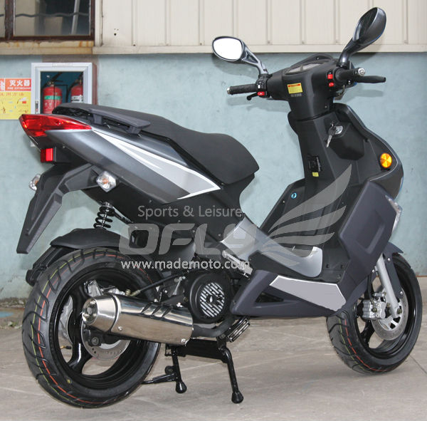 On Sale Moped Scooter MS1533EECEPA-right rear.jpg