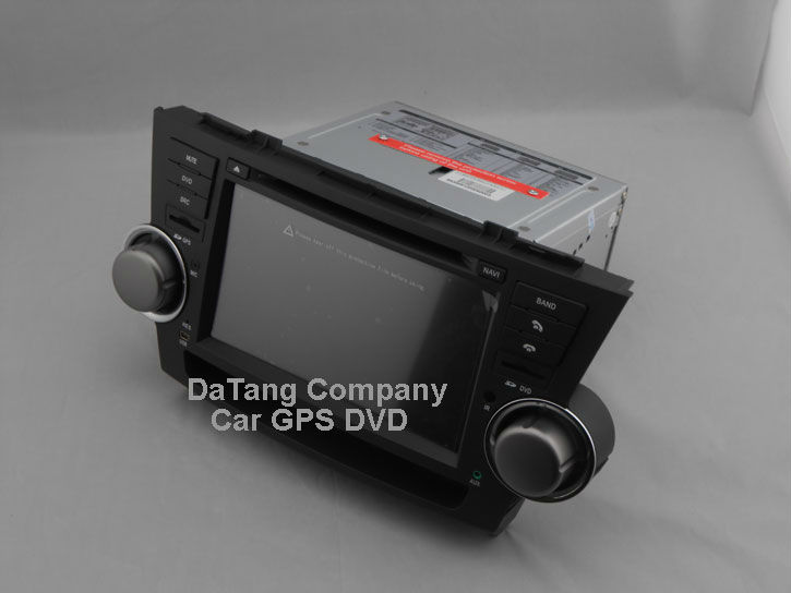 toyota-highlander-gps-dvd-leftside