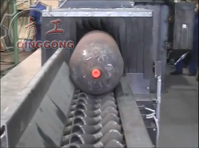 GAS cylinder blast cleaning machine.jpg