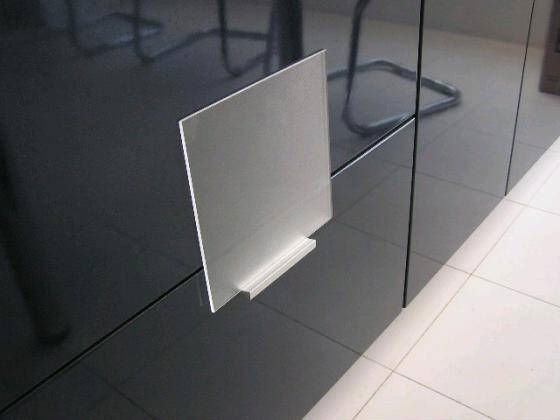 Anti-reflective_Coating_Low_Iron_Tempered_Solar_Glass