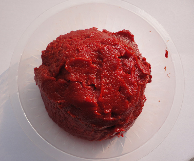 Tomato paste shrink wrap