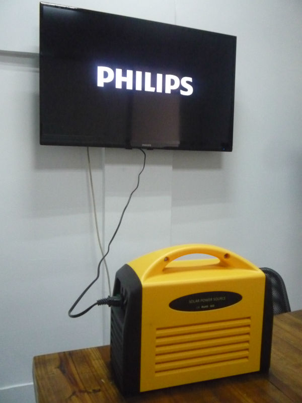 高品質のポータブルモバイルソーラーチャージャー問屋・仕入れ・卸・卸売り