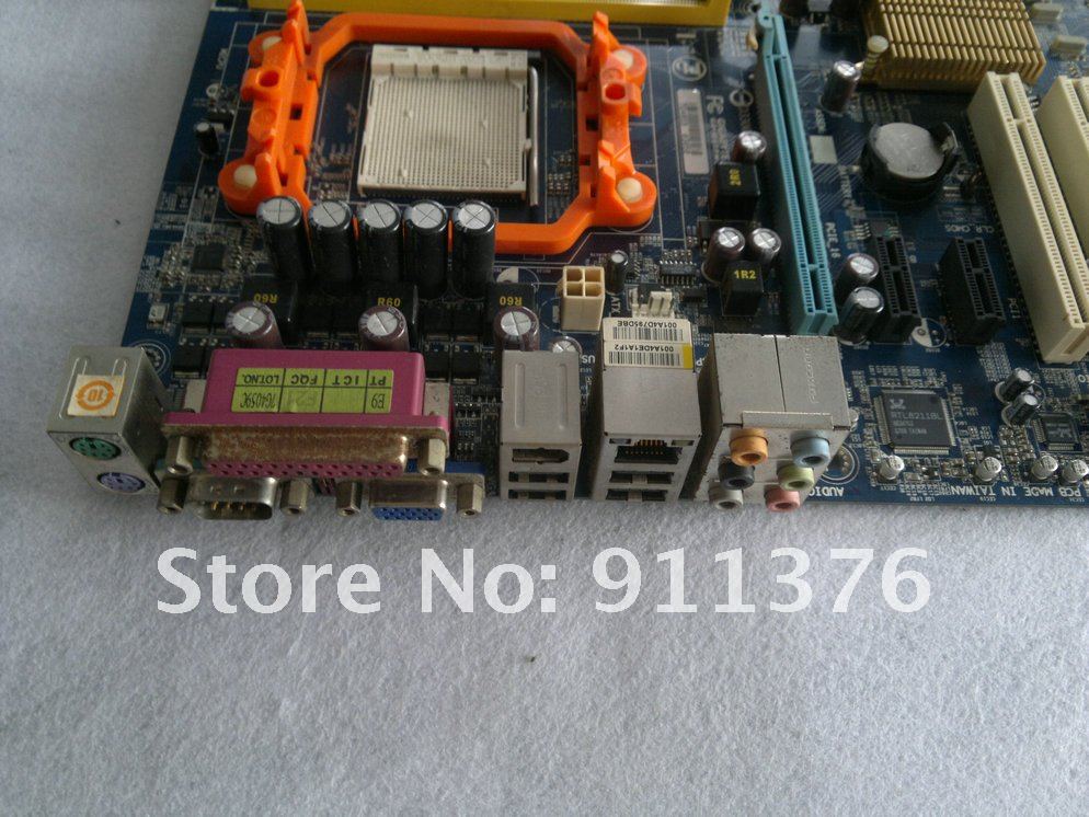 GA-M61P-S3 1.jpg