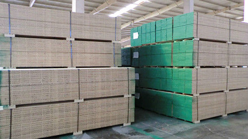 Cheap price poplar LVL use for construction and furniture.jpg