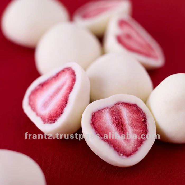 Freeze Dried Strawberries with White Chocolate Truffle,Japan KOBE