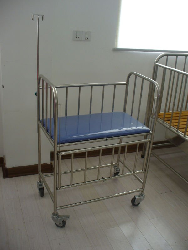 Hospital Baby Cot