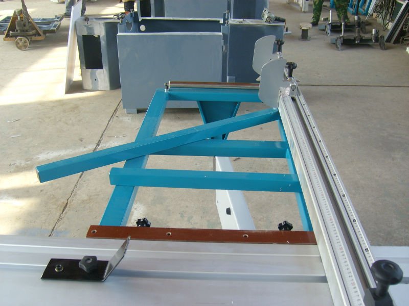 木スライディングテーブルソーマシン家具に使用される作業問屋・仕入れ・卸・卸売り