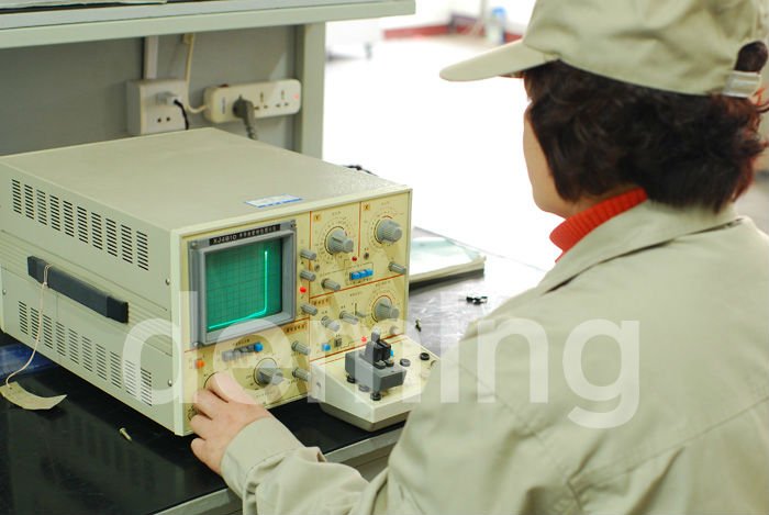 オフグリッドハイブリッド太陽光風力発電コントローラー500Ｗ12/24/48v問屋・仕入れ・卸・卸売り