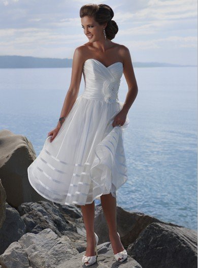 Casual Beach wedding dresses 2011 Strapless ballgown with sweetheart 
