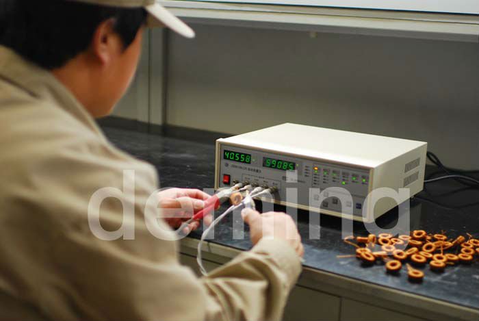 オフグリッドハイブリッド太陽光風力発電コントローラー500Ｗ12/24/48v問屋・仕入れ・卸・卸売り
