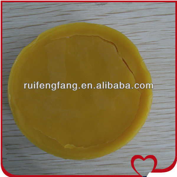 beeswax honey with wax from Chinese beeswax supplier