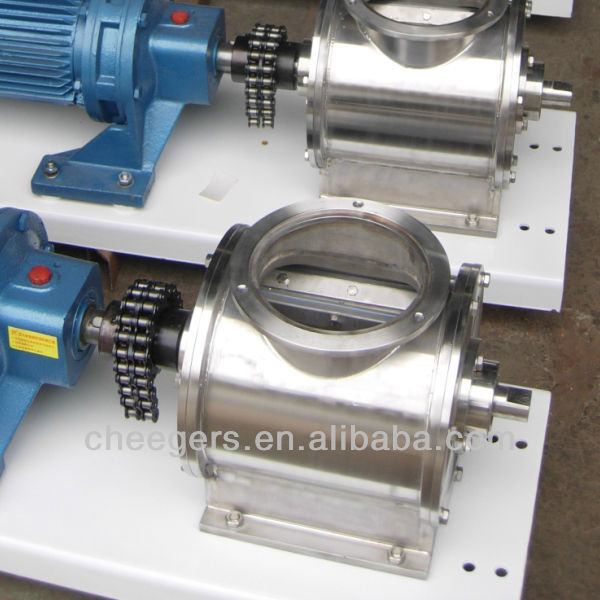Rotary airlock valve for rice mill