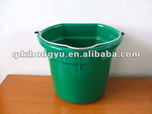 20 quart flat back bucket with metal handle