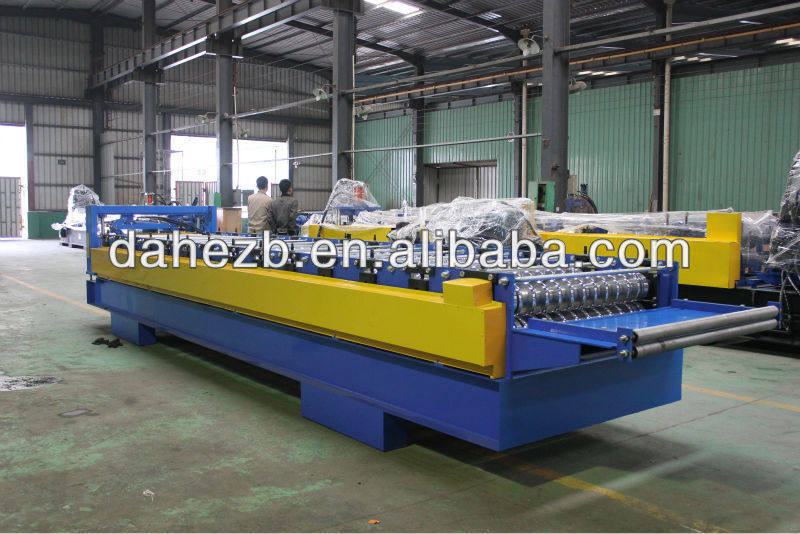 段ロール成形機の中国の製造業者の屋根のシート製造機サプライヤー仕入れ・メーカー・工場
