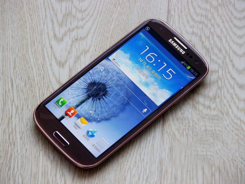 Телефон Самсунг Galaxy 3