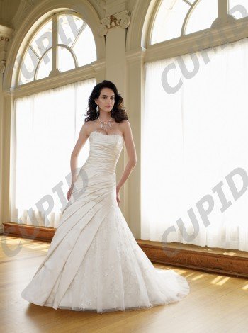 vintage Goddess Aline appliqued Wedding Dresses 2011
