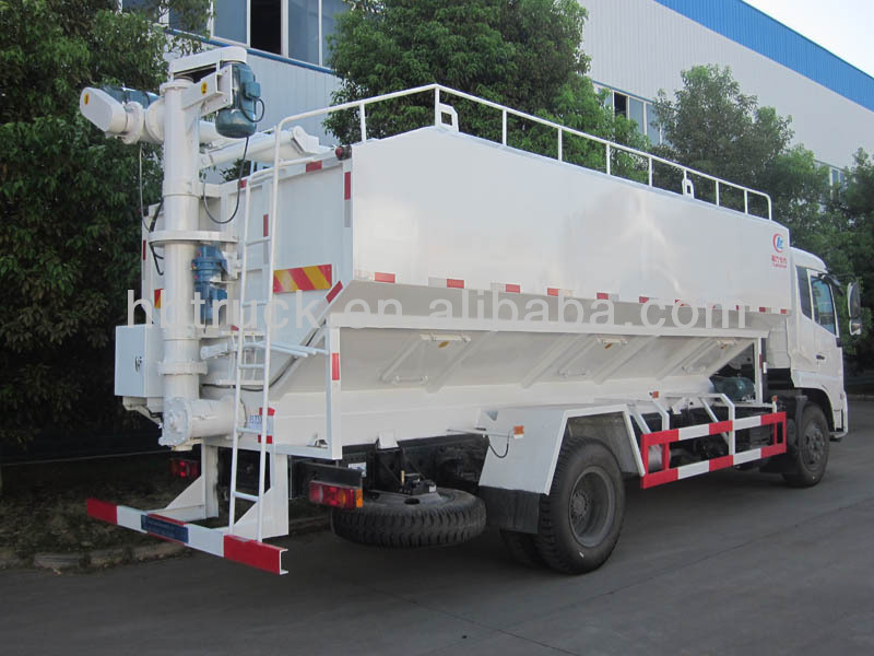 bulk feed truck 06.jpg