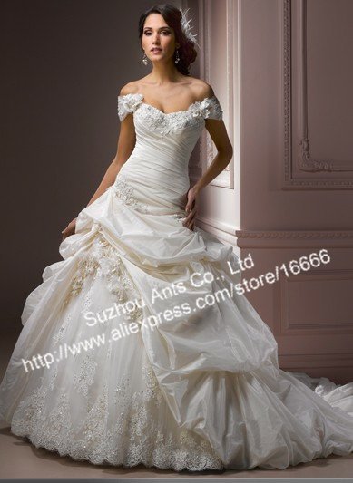  Designer Affordable 2012 New Design Short Sleeve Jim Hjelm Wedding Dress