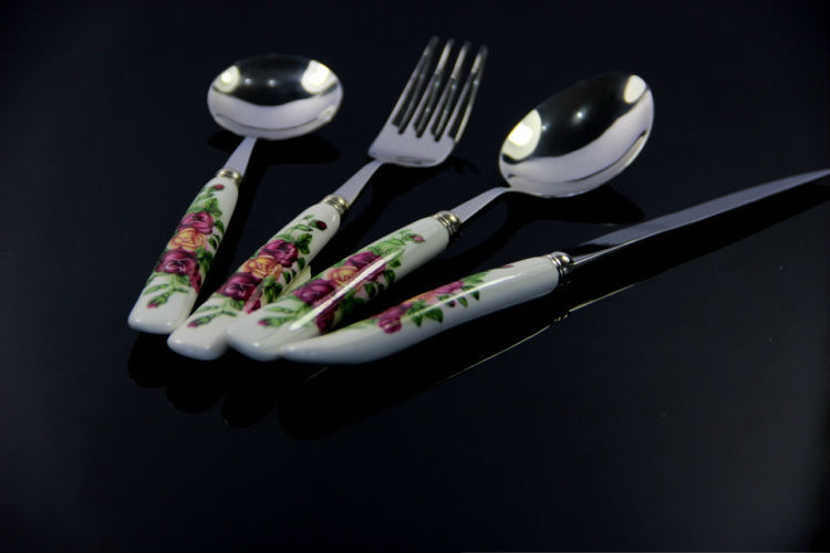 4個のセラミック食器のスプーンフォークナイフ、 ステンレス製の頭問屋・仕入れ・卸・卸売り