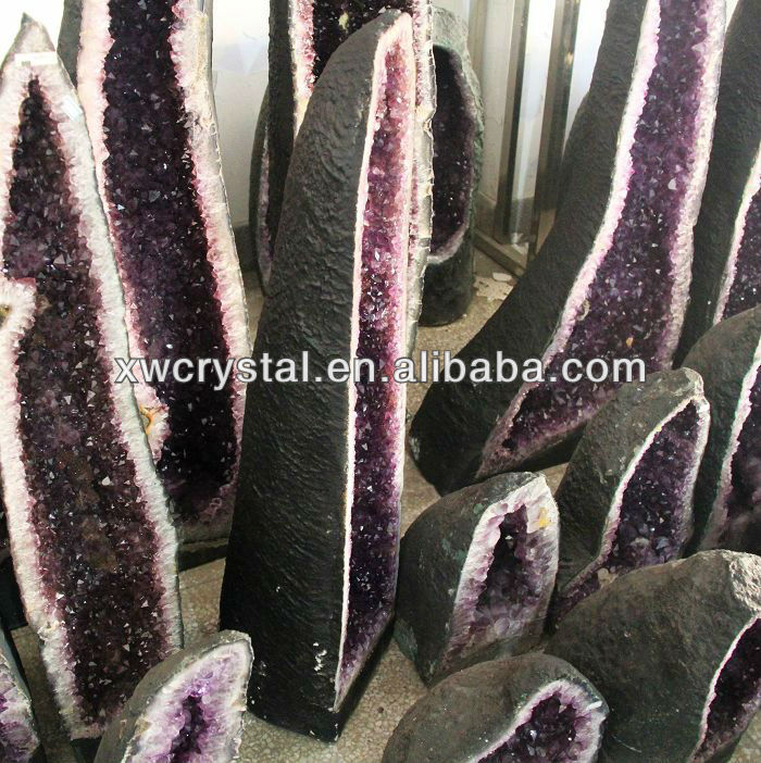 ミディアムサイズ紫色のアメジスト水晶ジオード仕入れ・メーカー・工場
