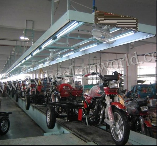 重慶バジャイの三輪車、 150cc/200cc/250ccタクシーのバイク、 のcngバジャイのスタイルの三輪車/オートリキシャ価格、 インド( usd1149.00)問屋・仕入れ・卸・卸売り