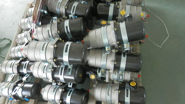 yc40049730112000トレーラーブレーキリレーバルブ問屋・仕入れ・卸・卸売り