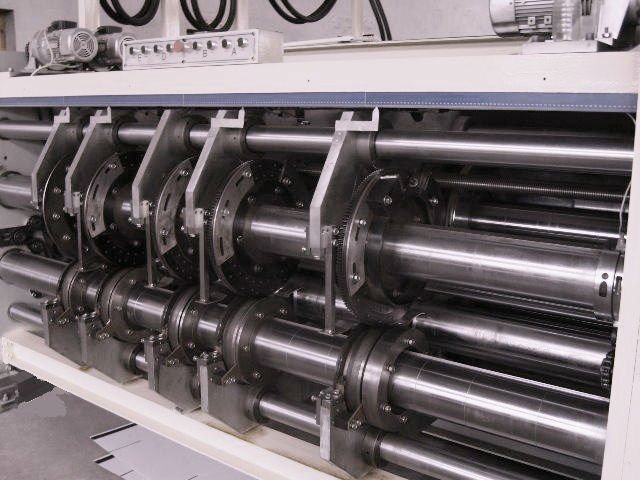 高速自動フレキソボックススロッティングマシン、 自動フレキソ印刷用、 溝彫り機、 自動スロッター仕入れ・メーカー・工場