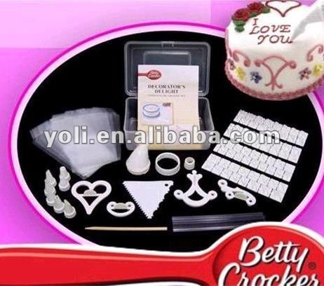 eco-friendly material cake model tools including 100 piece cake decorating kit