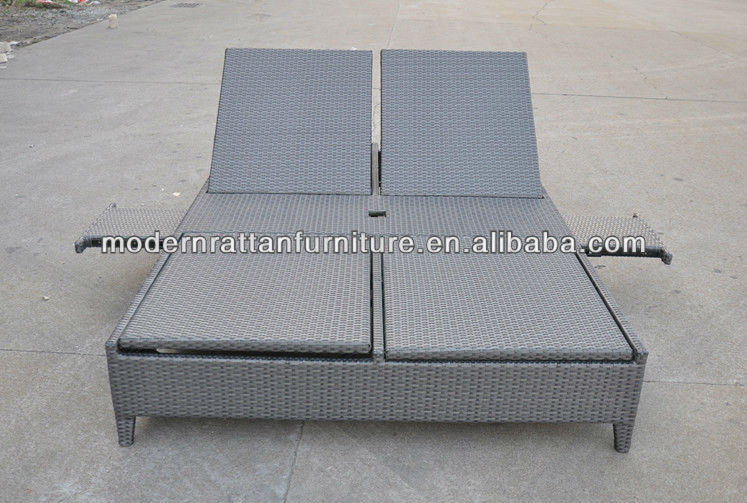 Wholesale 2014 new! double rattan sunbed / pool lounge chair ...