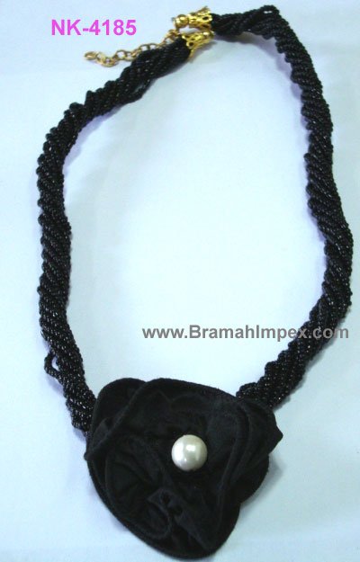 Unique Fashion Jewelry on Latest Fabric Fashion Jewelry Unique Costume Jewelry Fashion Necklaces