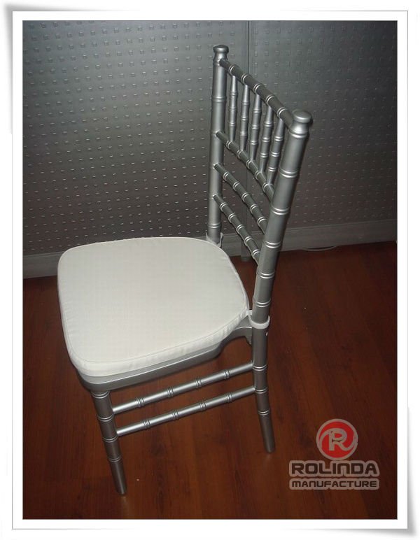 Silver Chiavari Chair with Soft Cushion