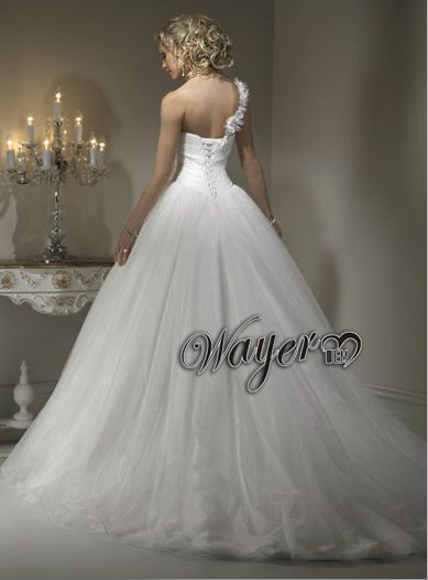2011 New Arrival Classic Luxury Hot Puffy Wedding Dresses HLWD2329