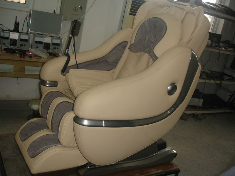 A02-2 zero gravity 3D foot roller massage chair