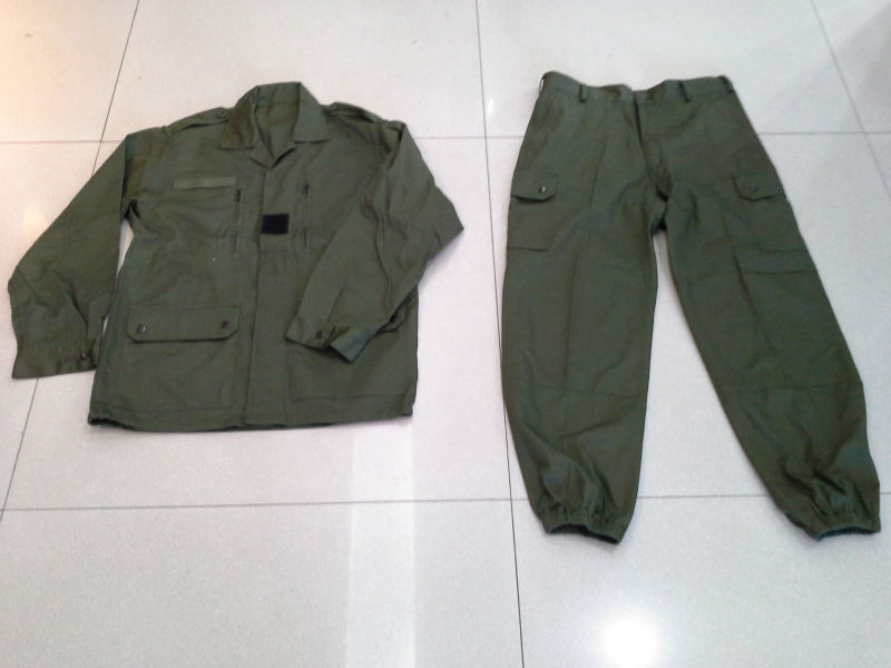 単一の緑の軍の衣類f1スタイル陸軍の制服問屋・仕入れ・卸・卸売り