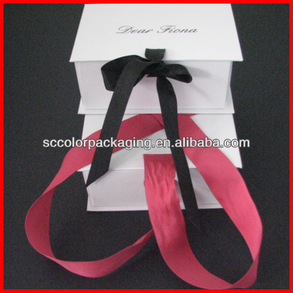 red box placing rose ring and toy and red wine from Shenzhen zeal-x