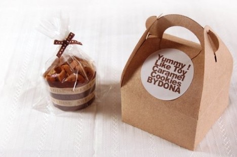 Kraft paper cake boxes with window