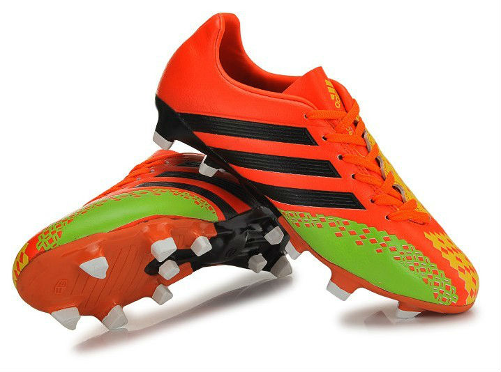 2013 hot sale OEM/ODM soccer shoes, retail or wholesale