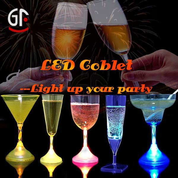 2014 China Factory Wholesale Logo Custom Colorful Led Champagne Glass