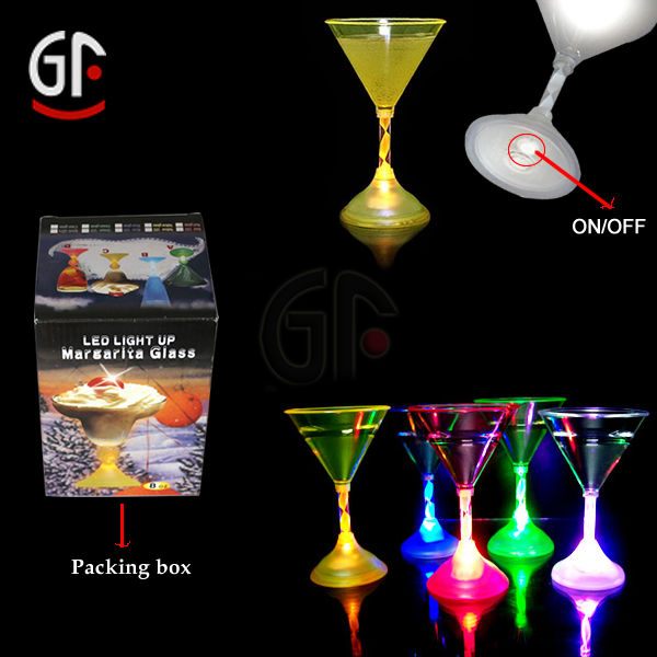 2014 China Factory Wholesale Logo Custom Colorful Led Champagne Glass