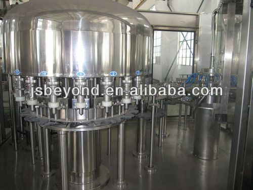 Pure water filling and sealing machine