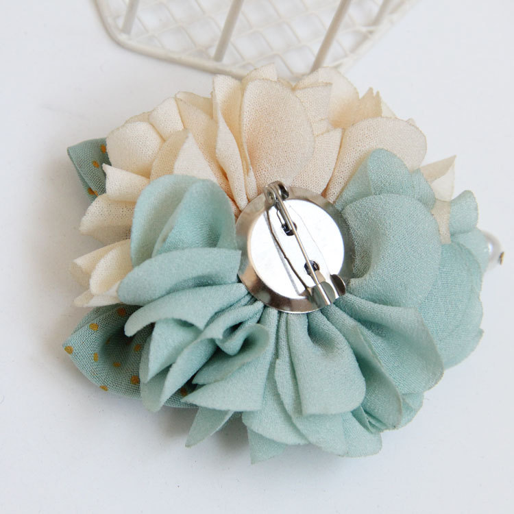 brooch hijab