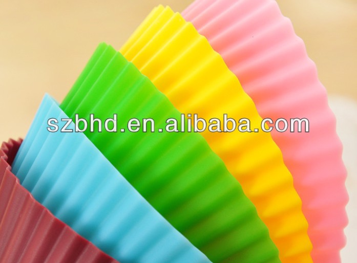 Wholesale Eco-friendly Silicone Round Shape Muffin Cupcake Molds for Cake Decorating