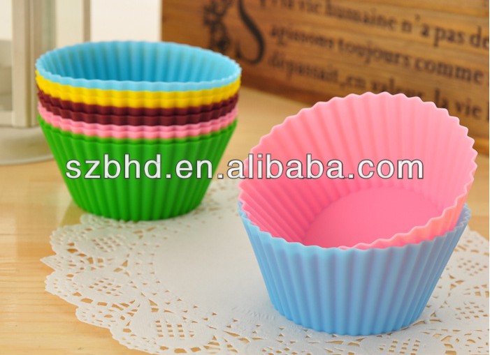 Wholesale Eco-friendly Silicone Round Shape Muffin Cupcake Molds for Cake Decorating