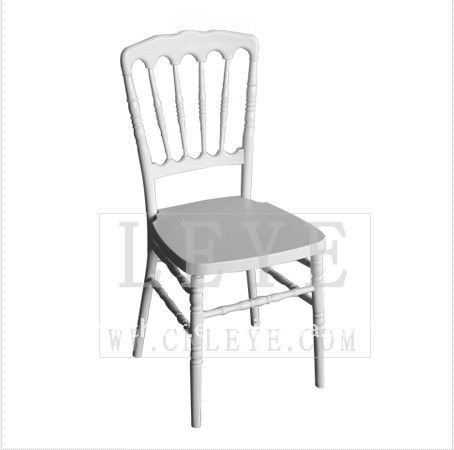 工場直接ティファニー チェア白キアヴァリ椅子用パーティー や イベント卸売価格仕入れ・メーカー・工場