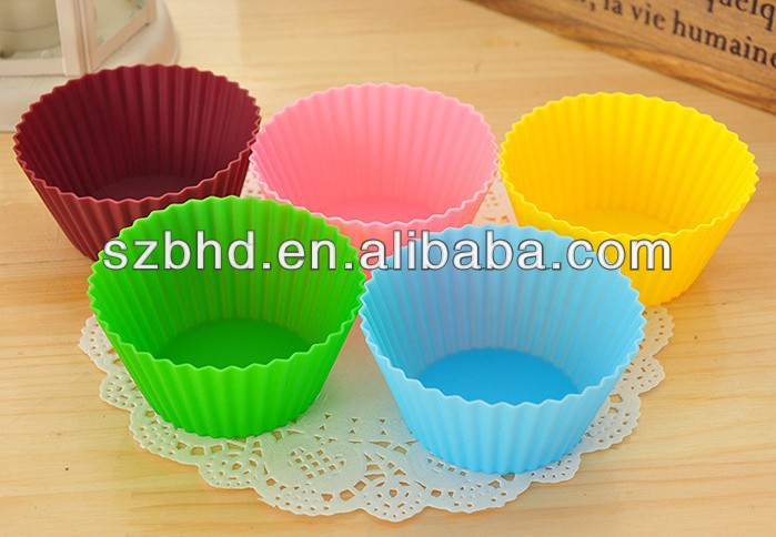 Wholesale Eco-friendly Silicone Round Shape Muffin Cupcake Molds for Cake Decorating
