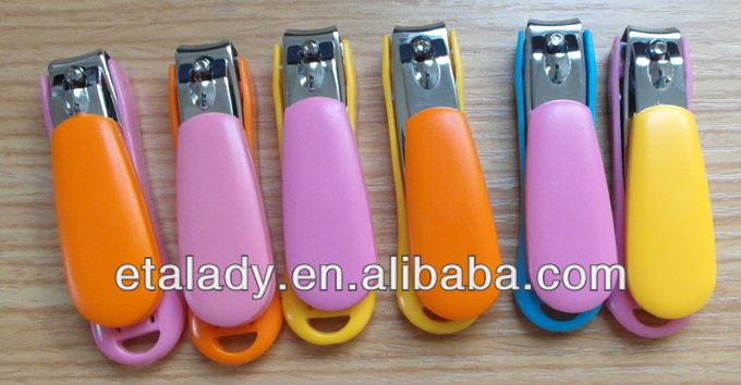 plastic nail clipper with catcher
