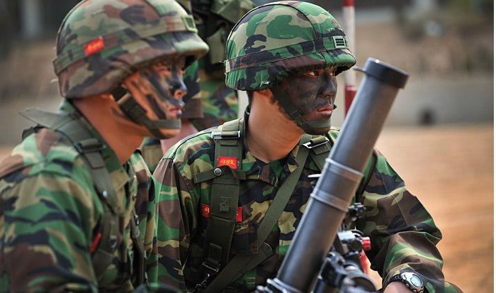 軍事ウォーゲーム4色迷彩柄スキンオイル塗料顔の迷彩 問屋・仕入れ・卸・卸売り