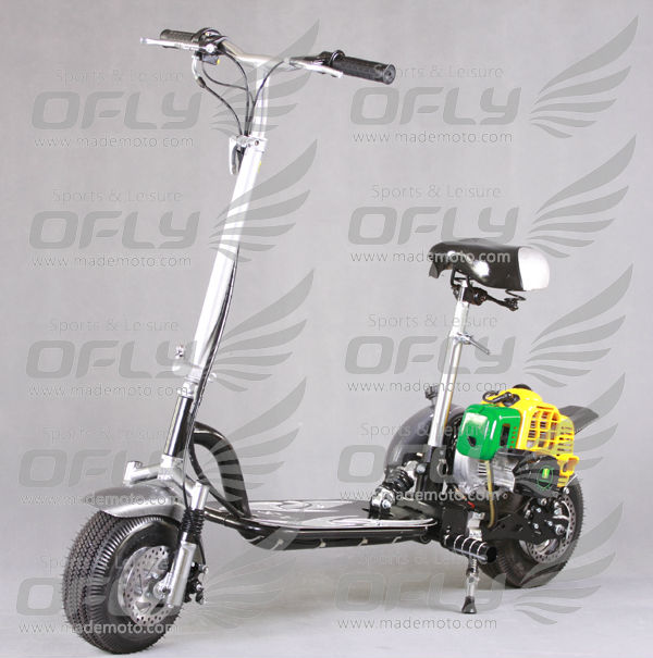 X\'mas Gift Gas Scooter GS4905-left front.jpg
