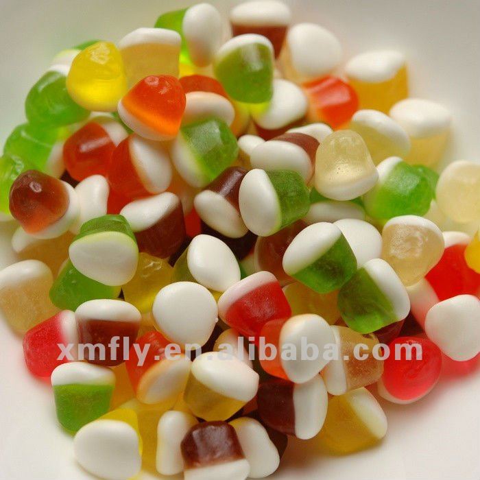 Heart shape sugar coated sour gummy candy